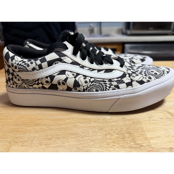 Vans Old Skool Nightmare Before Christmas Jack Skellington Checkerboard 7M 8.5W - Picture 6 of 9